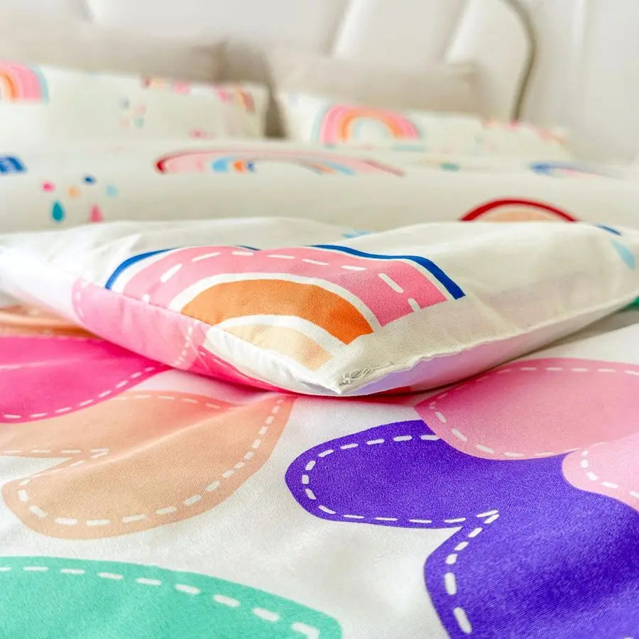 Lightweight Rainbow Comforter Set With Pillow Covers For Girls